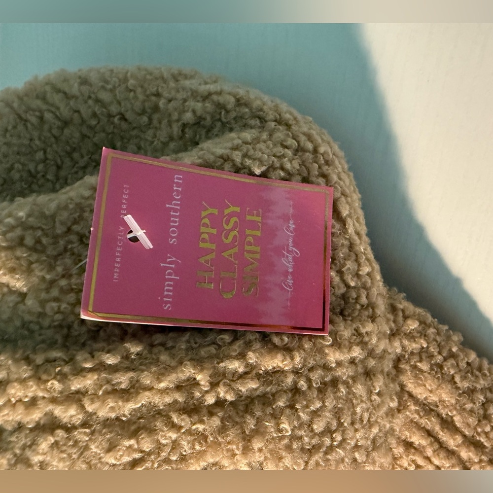 Simply Southern Always Cold Hat - Picture 3 of 7